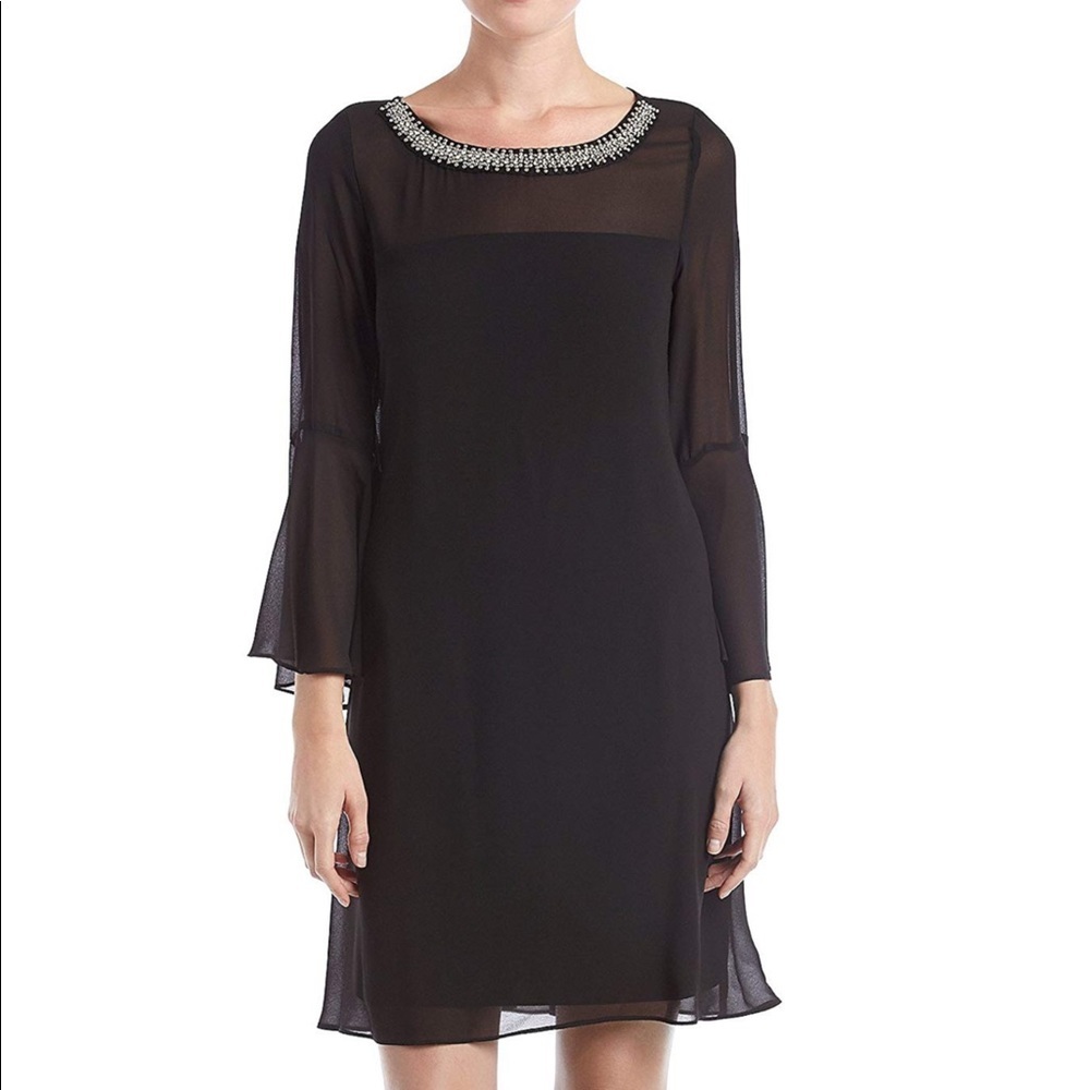 Jessica Howard Flutter Sleeve Dress